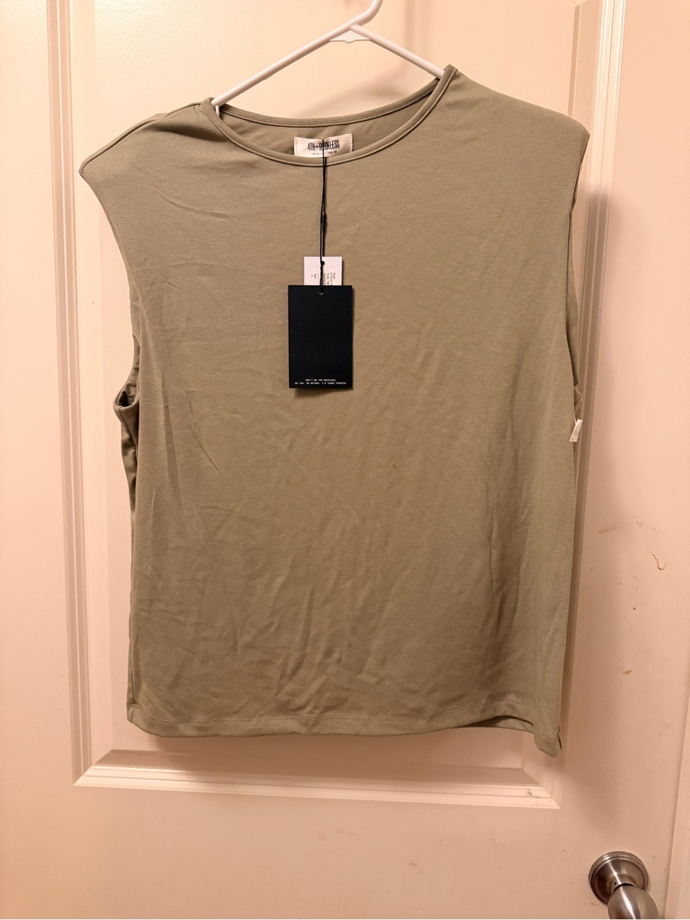 Sleeveless Crewneck Tank Top in Olive Green